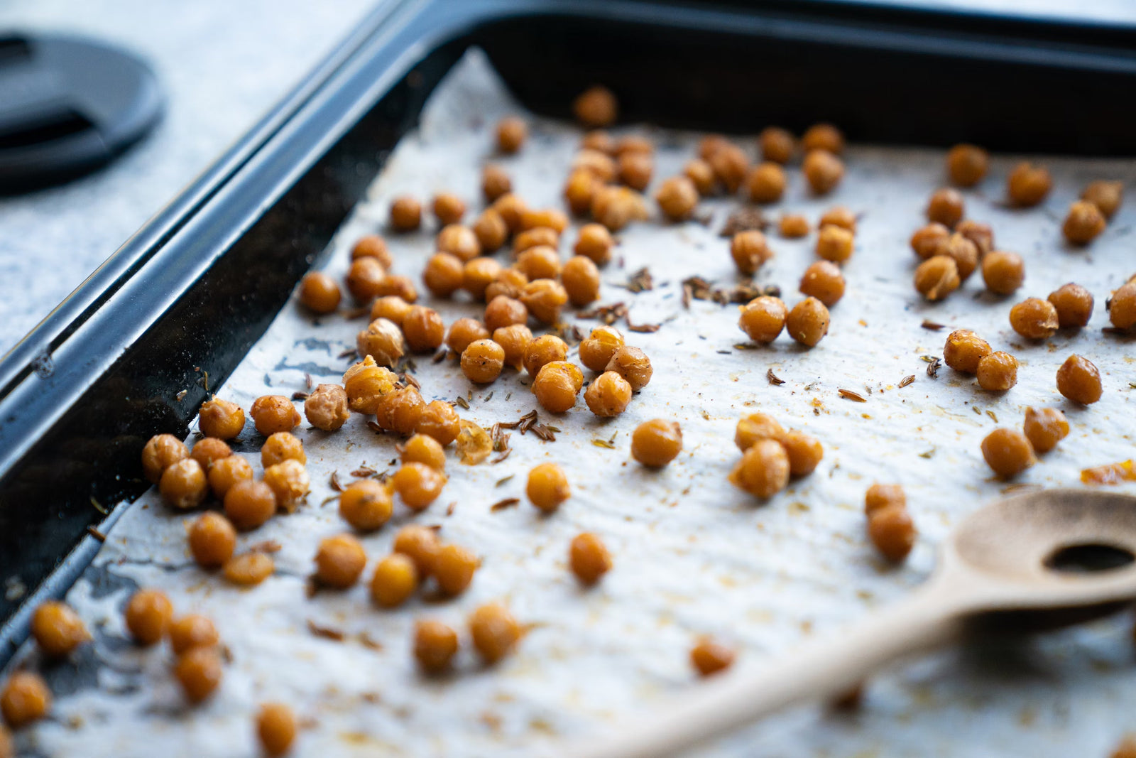 Everything Bagel Roasted Chickpeas
